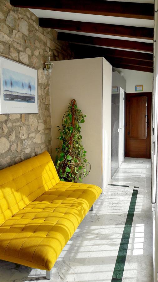 Gloria Apartment